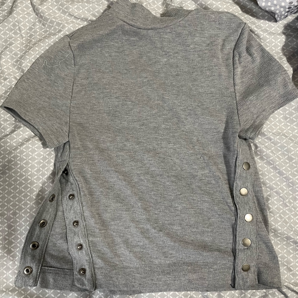 Free people gray crop top/undershirt